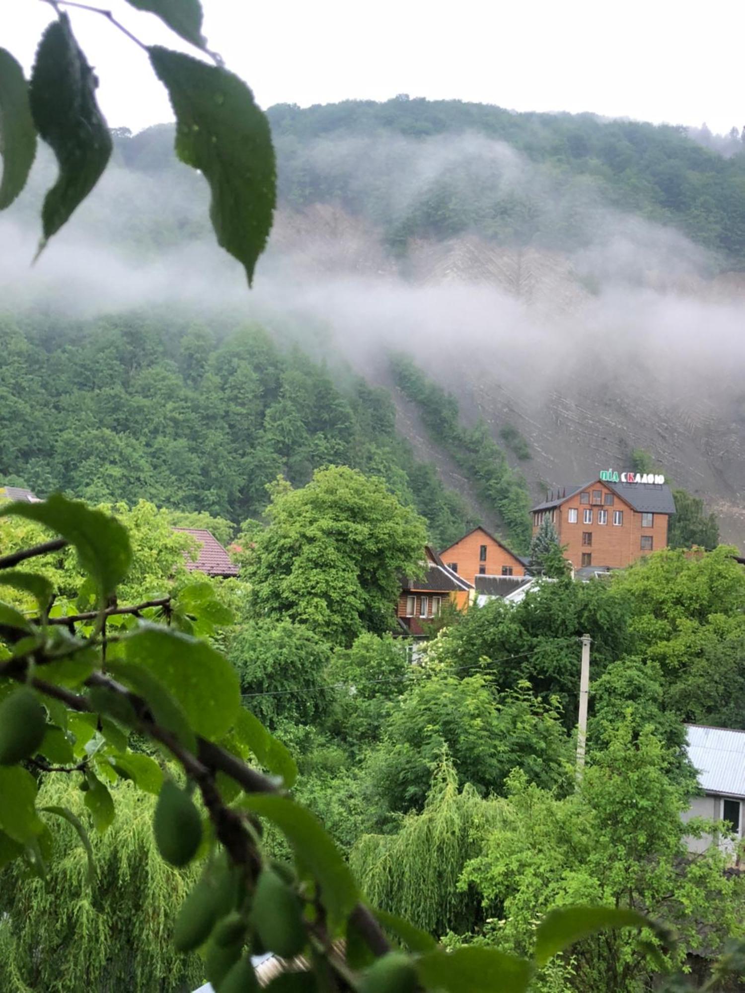 Котедж Гірський Yaremche Exterior foto